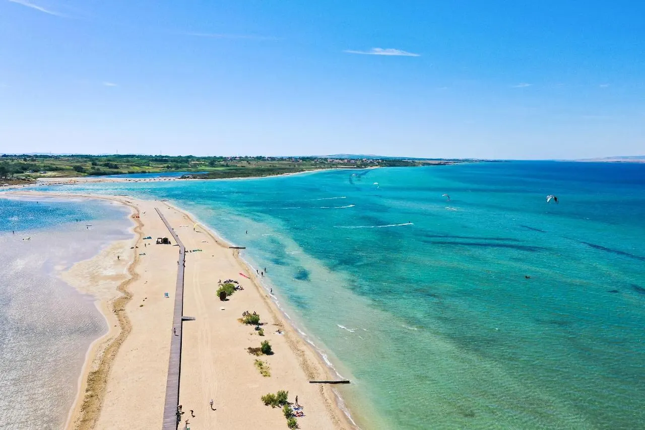 Beach Paradise 5 Stars Apartments Nin