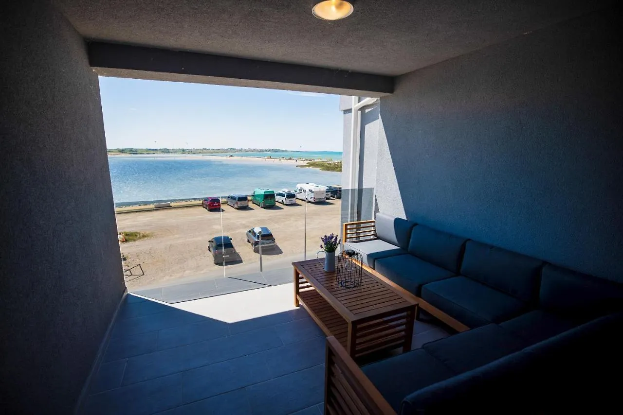 Beach Paradise 5 Stars Apartments Nin